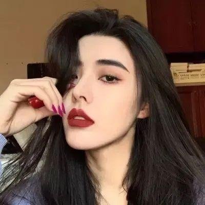 他的脑子有病